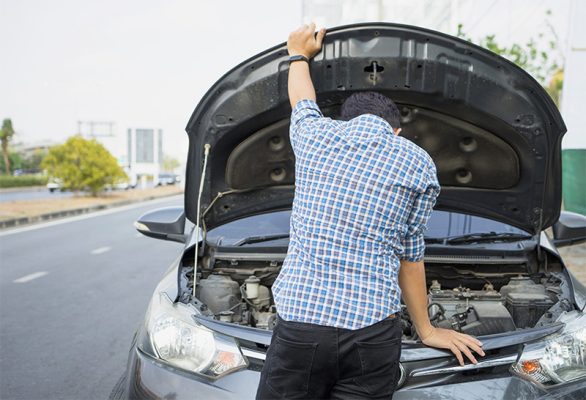 Xe ô tô chết máy giữa đường – Những điều cần biết để xử lý nhanh chóng và an toàn